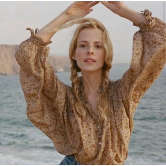 Doen Floral Blouse in Brown and Cream - Picture 10 of 10